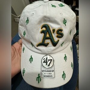 Oakland A’s women’s baseball hat